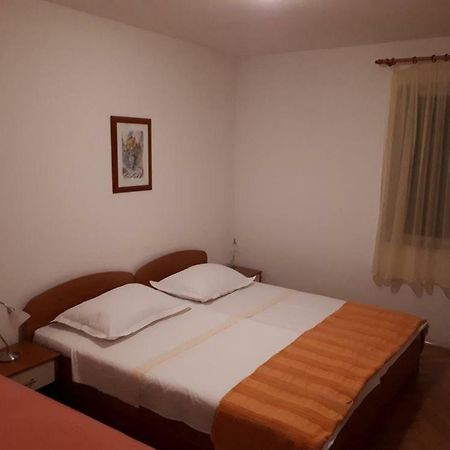 Ferienwohnung Pavlinovic Jure Makarska Exterior foto