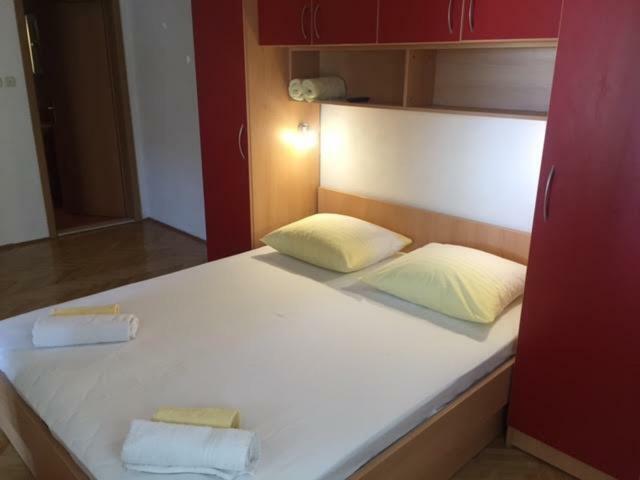 Ferienwohnung Pavlinovic Jure Makarska Exterior foto